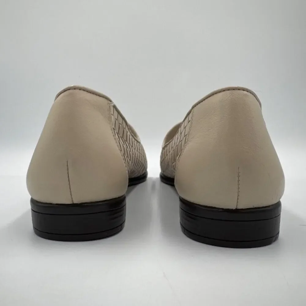 Trotters Liz Women's Size 7.5 NARROW Beige Basketweave Leather Comfort Shoe NOTE
